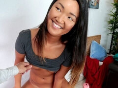 Asiatisch, Arsch, Grosser arsch, Blasen, Braunhaarige, Hundestellung, Masturbation, Jungendliche (18+)