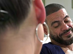 Tussi, Grosser schwanz, Freund, Schwul, Handjob, Zierlich, Transfrau, Titten