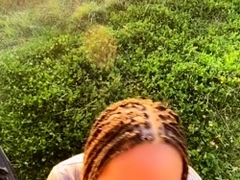 Sucer une bite, Brunette brune, Voiture, De plein air, Pov