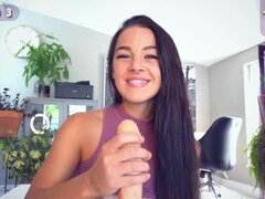 Blasen, Braunhaarige, Schmuddelige sprache, Spiele, Handjob, Masturbation, Zierlich, Pov