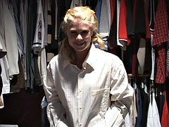 素人, ブロンド, 衣服着たままセックス, なめる, ヤリマン, 一人, フェラする, いじめ