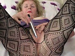 British granny Zadi soaks her tights