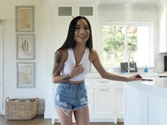 18 jahre, Asiatisch, Grosser schwanz, Grosse titten, Blondine, Besamung, Schwanz, Hd