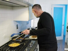 Минет, Измена, Европейки, Сперма на лице, Затыкание рта, Каблуки, Лизание, Милф