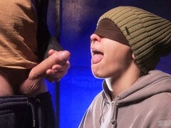 18 años, Amateur, Corridas, Sexo duro, Indio, Madres para coger, Mamá, Sorpresa