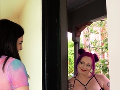 Grosse bite, Gros seins, Sucer une bite, Tir de sperme, Branlette thaïlandaise, Hd, Lingerie, Transsexuelle