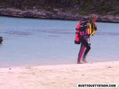 Большие сиськи, Блондинки, Минет, Милф, На природе, Порнозвезда, Киски, Винтаж