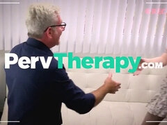 Blond, Sperma in mond, 1 man 2 vrouwen, Hardcore, Moeder die ik wil neuken, Kut duiken, Mager, Tieten likken