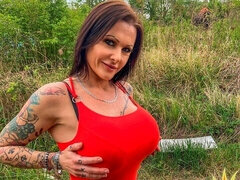 Gros cul, Grosse bite, Gros seins, En levrette, Mère que j'aimerais baiser, De plein air, Pov, Public