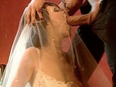 Mariée, Brunette brune, Grosse