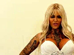 Horny shemale bum-fucked by beau transsexual sister