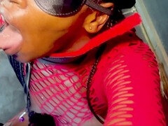 Africano, Amateur, Beso negro, Atrapados, Penetracion con dedos, Coño, Medias largas, Tren