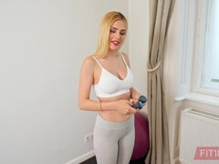 Amateur, Blonde, Plantureuse, Gym, Hard, Pov, Espagnole, Étudiant