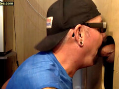 Любители, Минет, Глубокая глотка, Геи, Дыра в стене, Ласковые ручки, Зрелые, Тату