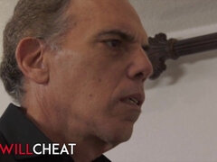 Chica, Rubia, Tetona, Penetracion con dedos, Marido, Lesbiana, Tatuaje, Esposa