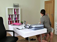 Nana, Européenne, Lesbienne, Strapon