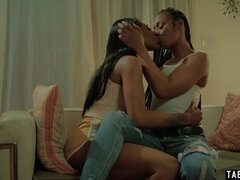 Scorching ebony teenager lezzies Misty Stone and Sizi Sev degustating new dark fuckboxes