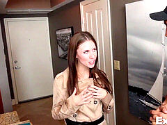 Sucer une bite, Brunette brune, Petite femme, Prostituée, Maigrichonne, Adolescente