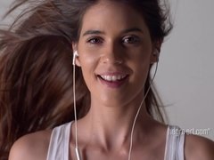 Braunhaarige, Hd, Nippel, Muschi, Erotischer film, Eng