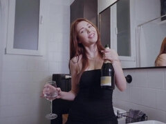 美女, デカパイ, 巨乳な, パーティ, 赤毛, シャワー, 一人, オッパイの