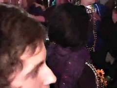 Leie, Flashen, Öffentlich