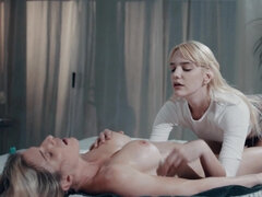 デカパイ, ブロンド, 指いじり, キス, レズビアン, 淫乱熟女, 自然山雀, オマンコ