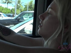 Amateur, Bikini, Exhib, Petite amie, Orgasme, De plein air, Pov, Fumer