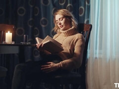 Hundestellung, Fingern, Klaffend, Masturbation, Rasiert, Solo, Tätowierung, Jungendliche (18+)