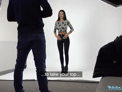 Gros seins, Gorge profonde, En levrette, Hard, Pov, Public, Réalité, Serré