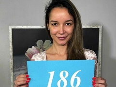Blasen, Braunhaarige, Brille, Milf, Muschi, Schüchtern, Dürr, Jungendliche (18+)
