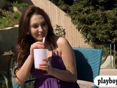 Nana, Gros seins, Érotique, Le plan cul à quatre, De plein air