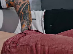 アジア人, デカチン, ハードコア, 淫乱熟女, 馬乗り, タトゥー