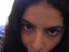 Enthousiasteling, Pijpbeurt, Sperma, Voetbeurt, Vriendin, Hardcore, Likken, Tiener