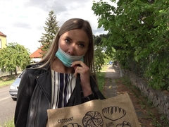 Sucer une bite, Voiture, Mignonne, Branlette thaïlandaise, Pov, Dénudage, Adolescente, Nénés