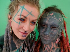 In den arsch, Arsch, Blasen, Hundestellung, Fetisch, Handjob, Höschen, Piercing