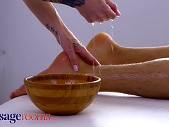 美人, フェラチオ, 着衣女と全裸男, ヨーロピアン, Hd, マッサージ, オイル, ハメ撮り