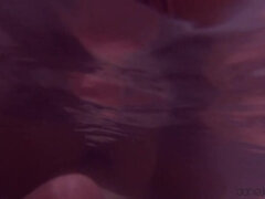Arsch, Bad, Schmuddelige sprache, Fingern, Latina, Masturbation, Natürlichen titten, Dusche
