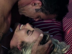 Blonde, Sucer une bite, Tir de sperme, Hard, De plein air