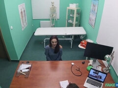 Blasen, Spermaladung, Aufs gesicht abspritzen, Krankenschwester, Büro, Pov, Schlucken, Uniform