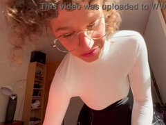 Grosser arsch, Blasen, Schwanz, Masturbation, Milf, Höschen, Rock, Taboo