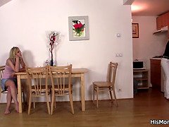 Blonde, Tchèque, Mamie, Lesbienne, Masturbation, Mature, Maman, Adolescente