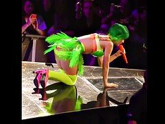 Celebrity, Upskirt, Voyeur