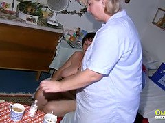 Beauté, Blonde, Plantureuse, Lesbienne, Masturbation, Mature, Mère que j'aimerais baiser, Maman