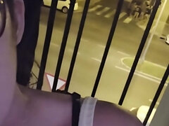 Femelle, Masturbation, Mère que j'aimerais baiser, Pisser, Public, Rugueux, Solo, Webcam