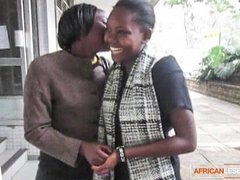 Africano, Amateur, Negro, Consolador, Ébano, Lesbiana, Orgasmo, Coño