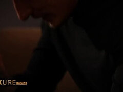 Gros cul, Gros seins, Blonde, Sucer une bite, Plantureuse, En levrette, Mère que j'aimerais baiser, Jarretelles