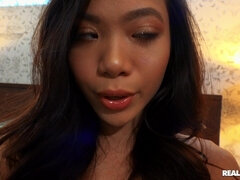 Stellung 69, In den arsch, Arsch, Bad, Grosse titten, Blondine, Lesbisch, Masturbation