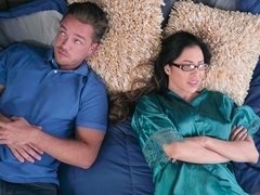 Anal, Culo, Verga grande, Morena, Autobús, Engañando, Latina, Tetas naturales