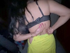 18 ans, Conversation vulgaire, Fait maison, Indienne, Massage, Mamelons, Orgasme, Épouse