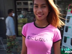 Chica, Verga grande, Corridas, Sexo duro, Pequeña, Adolescente, Tailandés, Tetas